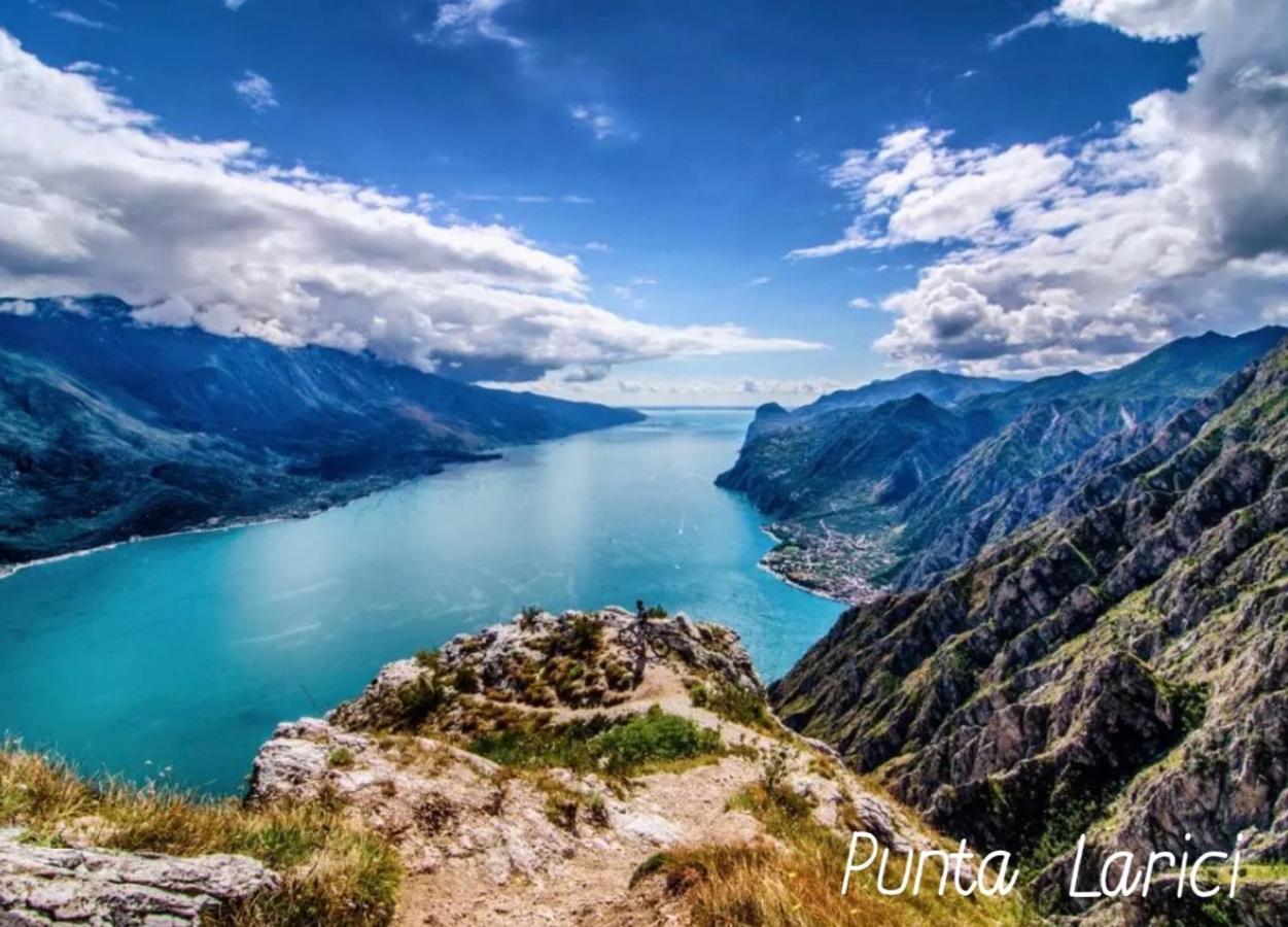 Viewlake Apartment Torbole Sul Garda Екстериор снимка