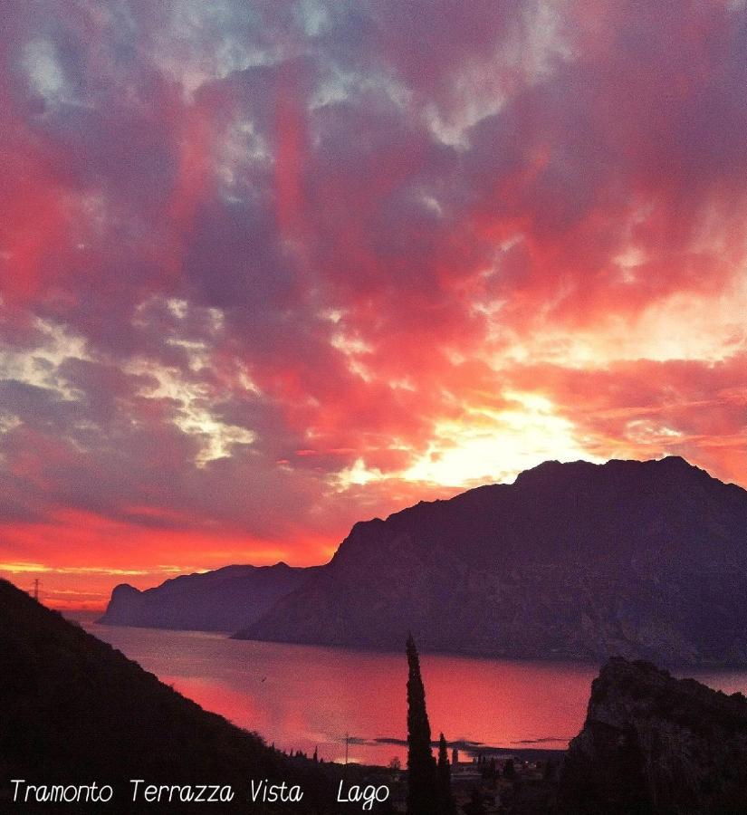 Viewlake Apartment Torbole Sul Garda Екстериор снимка