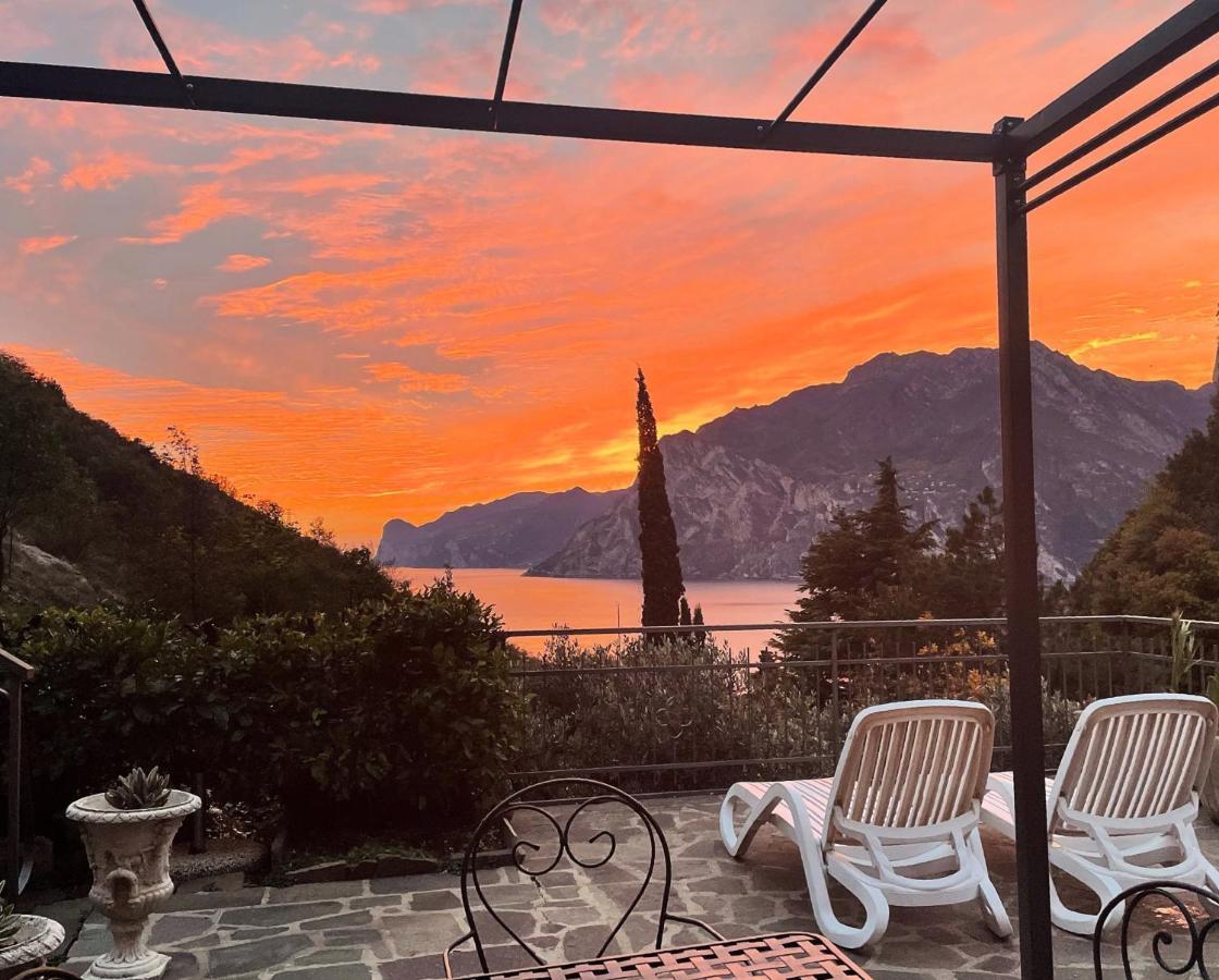 Viewlake Apartment Torbole Sul Garda Екстериор снимка